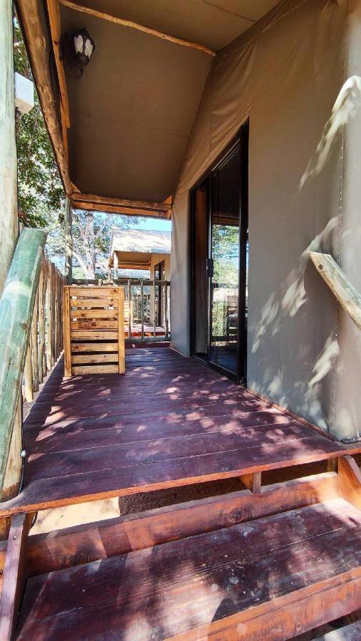 Elephant Trail Guesthouse And Backpackers Kasane Exterior foto